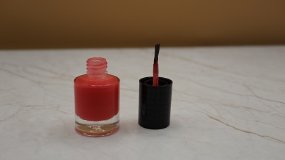 Your Kids Will LOVE this DIY Edible Nail Polish Recipe!