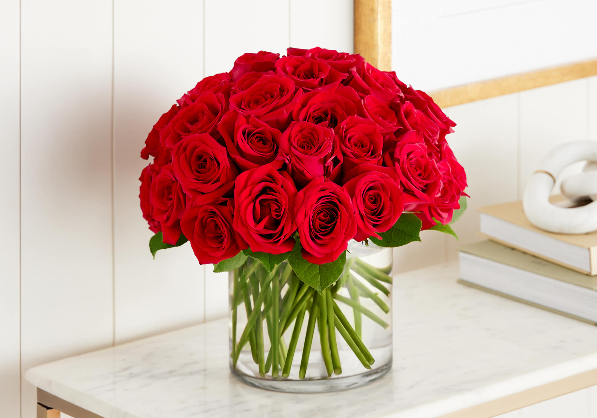 what flowers do women want for valentine's day?